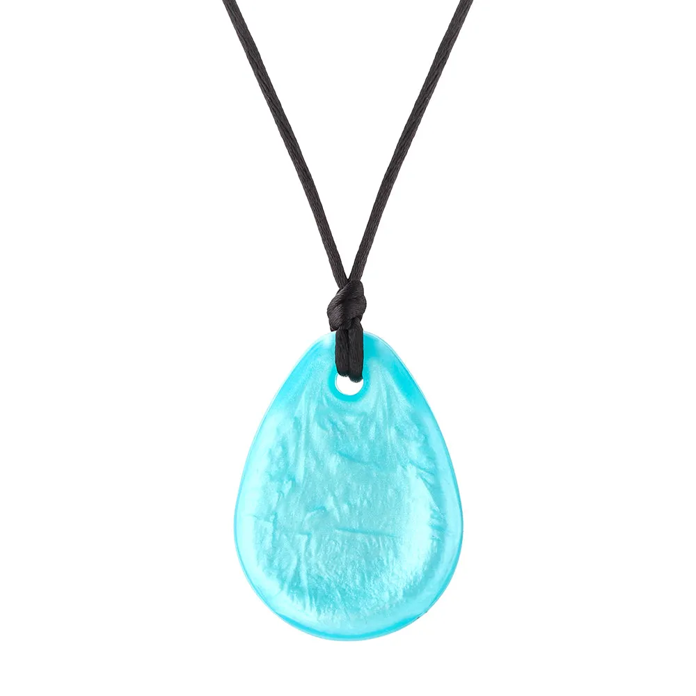 Chewigem – Raindrop Pendant