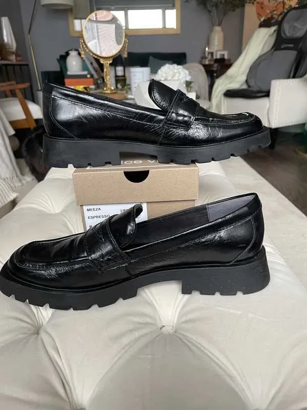 ELIAS FLATS ONYX CRINKLE PATENT - re:vita