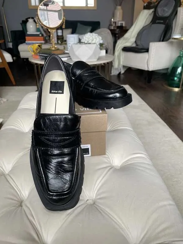 ELIAS FLATS ONYX CRINKLE PATENT - re:vita