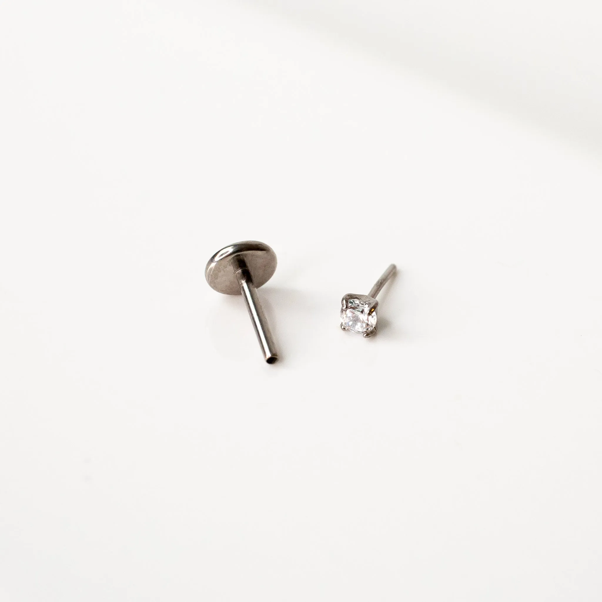 Solitaire Round Flat Back Sleeper Earrings