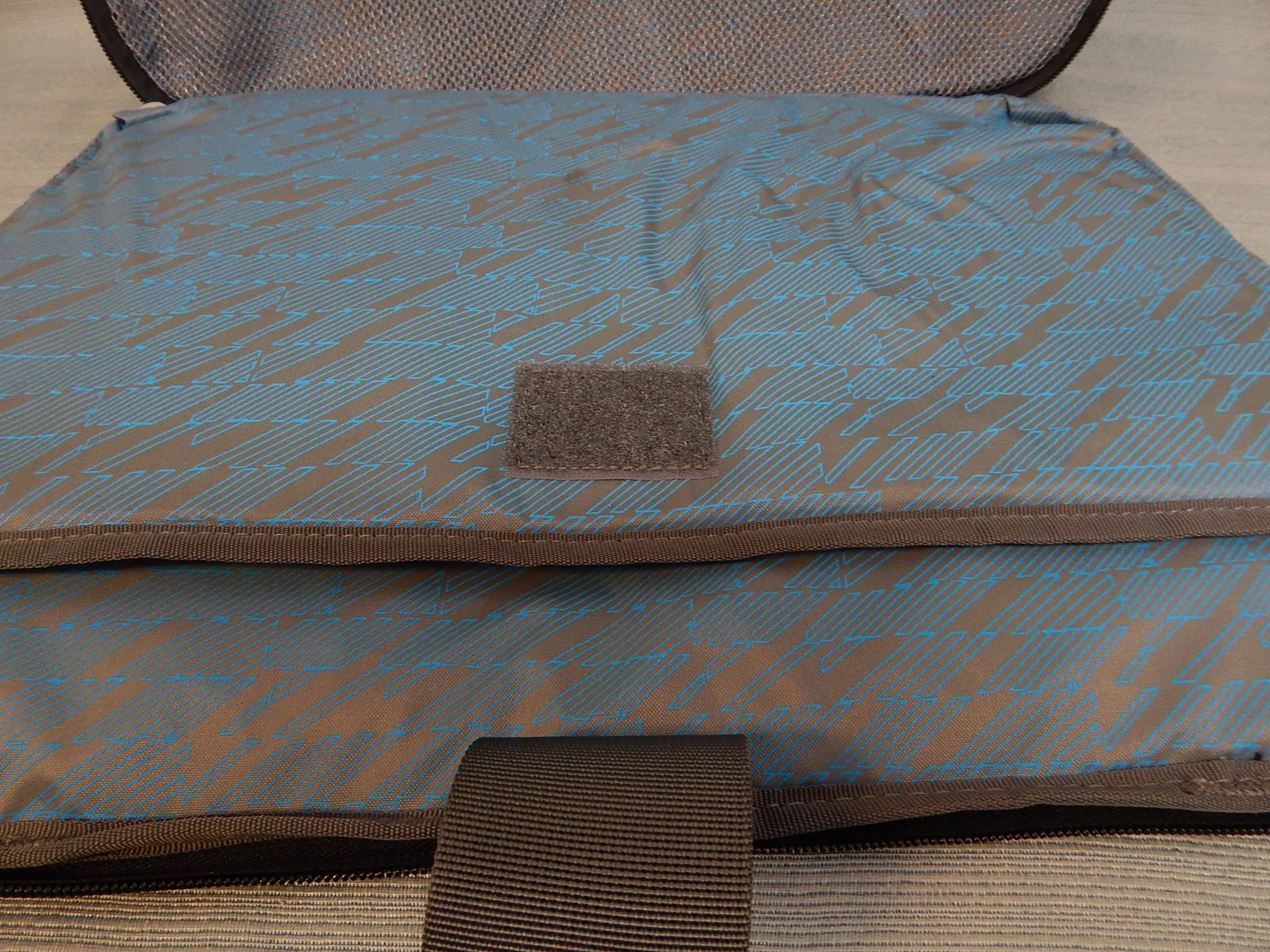 Thule Crossover Laptop Briefcase - New!